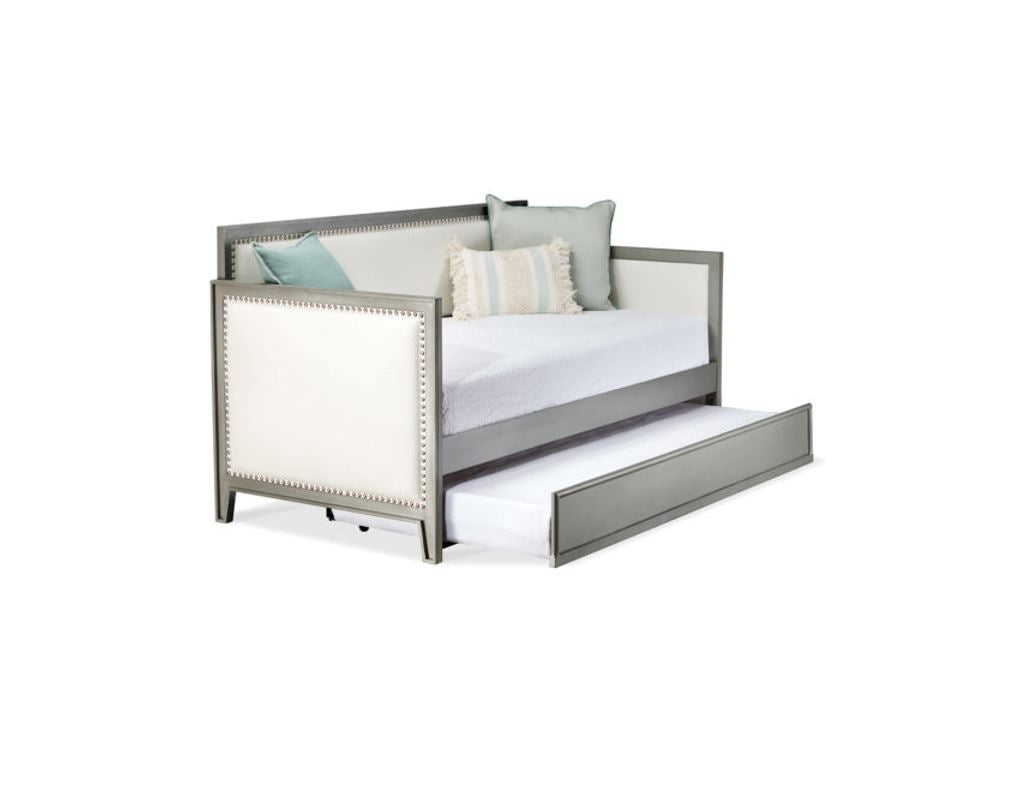 Avery Daybed